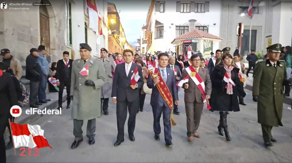 Desfile. Potosí. El Federal. jpg